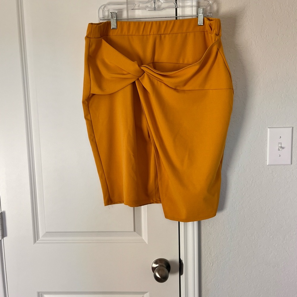 Mustard Skirt